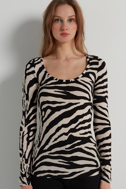 Tezenis Breda Neck Long Sleeve Top in Printed Viscose Animal Milk White/Black Zebra Print 306v | IOQZG-2940